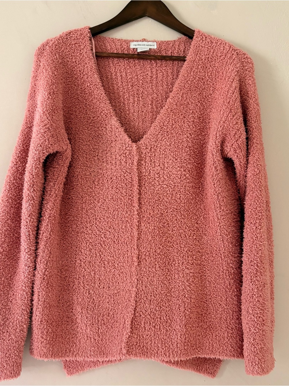 Cupcakes and Cashmere Rose Pink Boucle Popcorn V-Neck Sweater S